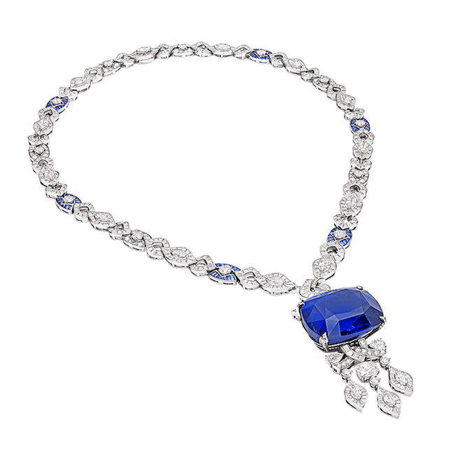 Mediterranean Reverie Eden High Jewellery platinum necklace with a central sapphire and diamonds.