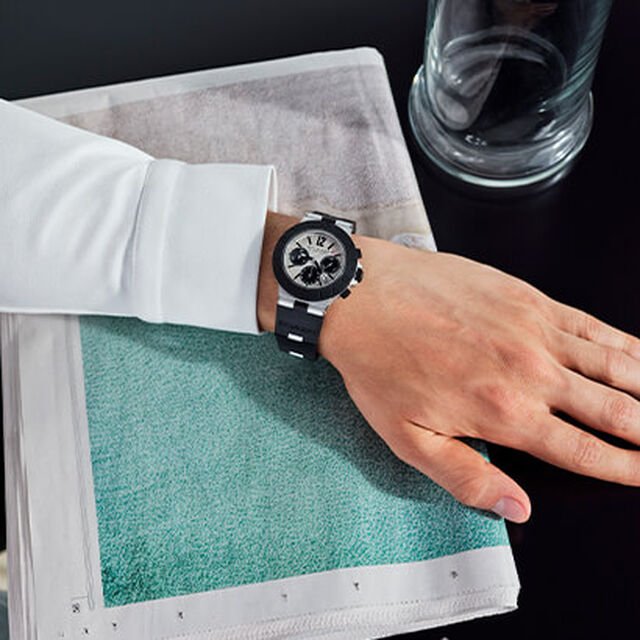 Model wearing the Bvlgari Aluminium watch.