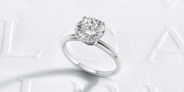Roma amor ring.