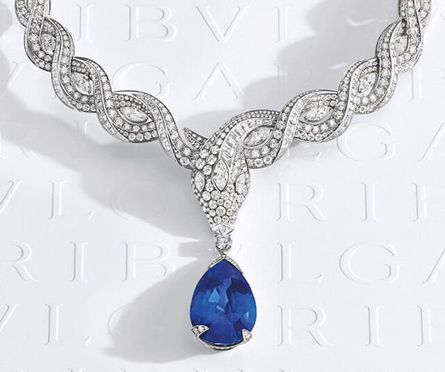 Serpenti Ocean Treasure Bulgari Eden, The Garden of Wonders High Jewelry platinum necklace with a pear-shaped sapphire and diamonds.