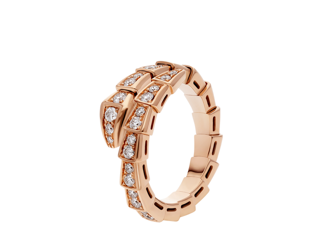 Anillo Serpenti Viper en oro rosa de 18 qt con pavé de diamantes.