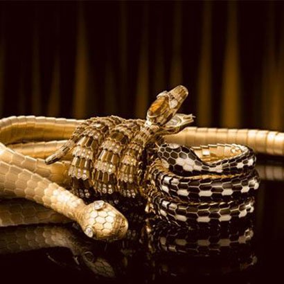 BVLGARI GOLDEA. A tribute to gold and femininity inspired by the golden goddess of beauty and sun